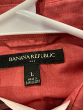Load image into Gallery viewer, Banana Republic Mens Red Long Sleeve Collared Regular Fit Button-Up Shirt Size L