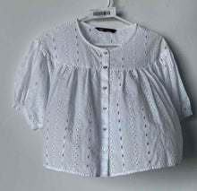 Load image into Gallery viewer, Zara Womens White Short Sleeve Round Neck Button Front Blouse Top Size Large
