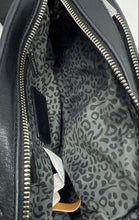 Load image into Gallery viewer, Tannino Womens Black Pebbled Leather Adjustable Strap Double Zip Crossbody Bag