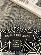 Load image into Gallery viewer, Banana Republic Womens Black White Geometric Wide-Leg Cropped Pants Size 6R