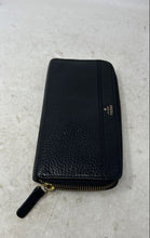 Load image into Gallery viewer, Fossil Womens Black Pebbled Leather Inner Divider Zip-Around Wallet