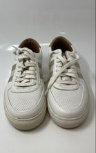 Load image into Gallery viewer, Vince Camuto Mens Salim Court White & Beige Lace-Up Sneaker Shoes Size 8M