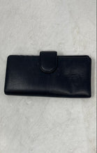 Load image into Gallery viewer, Womens Black Pebbled Genuine Leather Credit Card Slots Snap Bifold Wallet