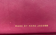 Load image into Gallery viewer, Authentic Marc By Marc Jacobs Womens Gray Leather Wristlet Wallet Damaged