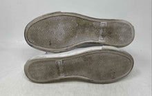 Load image into Gallery viewer, Guess Womens Turners White Low Top Lace-Up Sneaker Shoes Size 8M