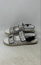 Load image into Gallery viewer, Karl Lagerfeld Womens Charlay J24 White And Black Slingback Sandals Size 8 M