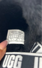Load image into Gallery viewer, UGG Kids Fluff Yeah 1098494K Black Open Toe Slingback Slide Slipper Size 5