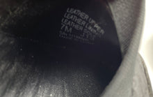 Load image into Gallery viewer, Authentic Tory Burch Womens Black Leather Cap Toe Ballet Flats 7M Damaged