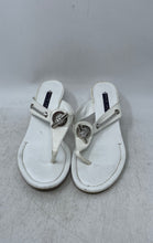 Load image into Gallery viewer, Ralph Lauren Womens White Leather Kitten Heel Slip-On Thong Sandals Size 7B