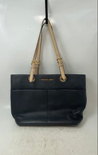 Load image into Gallery viewer, Michael Kors Womens Bedford Black Beige Leather Double Handle Tote Handbag