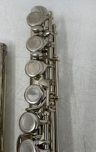 Load image into Gallery viewer, Mugig Silver-Tone Closed Hole Disassembled Western Concert Flute In Case