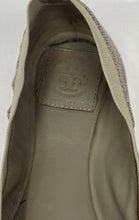 Load image into Gallery viewer, Authentic Tory Burch Womens Caroline Gray Glitter Ballet Flats Size 8M Worn