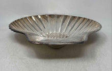 Load image into Gallery viewer, Reed & Barton Silver-Tone Polished Clam Shell Shaped Decorative Serving Tray