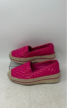 Load image into Gallery viewer, Karl Lagerfeld Paris Womens Beige Pink Quilted Slip-On Espadrille Shoes Size 6.5