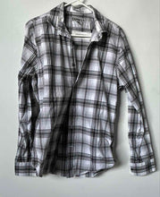 Load image into Gallery viewer, Express Mens Black Gray Plaid Long Sleeve Collared Dress Shirt Size M 15-15.5