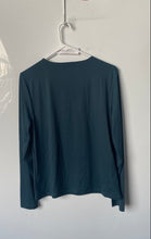 Load image into Gallery viewer, Tahari Modern Essentials Womens Green Long Sleeve Pullover T-Shirt Size XL
