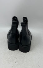 Load image into Gallery viewer, Old Navy Womens Black Leather Round Toe Pull-On Chelsea Boots Size 6 1/2