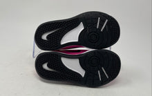Load image into Gallery viewer, Nike Girls Omni Multi-Court DM9026-602 Pink Hook & Loop Sneaker Shoes Size 10.5C
