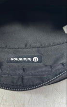Load image into Gallery viewer, Lululemon Womens City Adventurer Black Zipper Adjustable Strap Crossbody Bag
