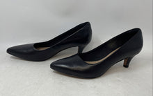 Load image into Gallery viewer, Collection By Clarks Womens Linvale Jerica 261372084040 Black Pump Heels Sz 6.5M
