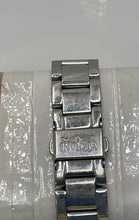 Load image into Gallery viewer, Authentic Invicta Women's Silver Tone Watch. Weight 101.2g