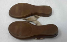Load image into Gallery viewer, Italian Shoemakers Womens Gold Brown T-Strap Slip-On Flip-Flop Sandals Size 6