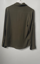 Load image into Gallery viewer, Express Womens Green Long Sleeve Collared Blouse Top Size XS
