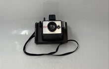 Load image into Gallery viewer, Polaroid Minute Maker Colorpack Land Instant Camera Built-In Flash Not Tested