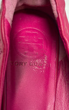 Load image into Gallery viewer, Authentic Tory Burch Womens Reva Pink Leather Slip-On Ballet Flats Sz 5.5M Worn