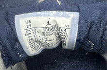 Load image into Gallery viewer, Nike Boys Air Jordan 6 Retro DV3605-164 Blue White Sneakers Shoes Size 2Y