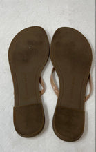 Load image into Gallery viewer, Saks Fifth Avenue Womens Beige Beach Slip-On Open Toe Flip Flop Sandals Size 6M