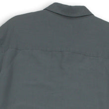 Load image into Gallery viewer, Liz Claiborne Mens Gray Shirt Size XL