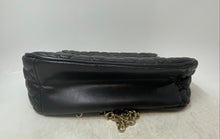 Load image into Gallery viewer, Betsey Johnson Womens Black Quilted Heart Leather Chain Strap Crossbody Bag