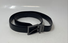 Load image into Gallery viewer, Steve Madden Mens Black Brown Leather Buckle Reversible Dress Belt Size 34-36