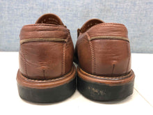 Load image into Gallery viewer, Brown Barioni Men's Shoe Styled in Italy Size 8B