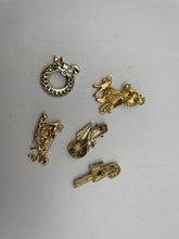 Load image into Gallery viewer, Mixed Variety Silver&Gold -Tone (5 Pcs) Pins Or Brooch 84 g
