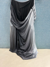 Load image into Gallery viewer, Hailey dress woman size 14