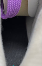 Load image into Gallery viewer, Skate Gear Womens White Purple Leather Round Toe Lace Up Roller Skates Size 5