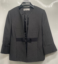 Load image into Gallery viewer, Tahari Womens Arthur S. Levine Black White Tweed Long Sleeve Blazer Size 10P
