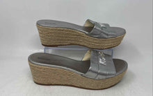 Load image into Gallery viewer, Michael Kors Womens Brady Silver Open Toe Slip-On Platform Sandals Size 10M
