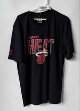 Load image into Gallery viewer, NBA Mens Black Miami Heat Short Sleeve Basketball Sport Pullover T-Shirt Size XL
