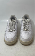 Load image into Gallery viewer, Nike Mens Air Force 1 07 CW2288-111 White Sneakers Shoes Size 8.5 No Insoles
