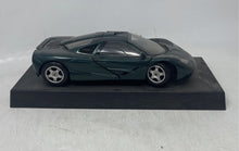 Load image into Gallery viewer, Maisto Special Edition 1:18 Scale McLaren F1 1993 Diecast Mini Model Car
