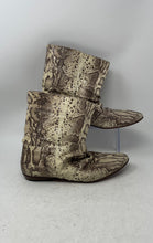 Load image into Gallery viewer, Paruolo Womens Beige Animal Print Leather Round Toe Pull-On Ankle Boots Sz EU 39
