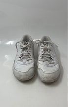 Load image into Gallery viewer, Varsity Womens C3 White Leather Low Top Lace-Up Cheerleading Shoes Size 7
