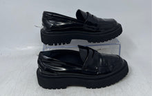 Load image into Gallery viewer, Zara Girls Black Leather Slip-On Round Toe Penny Loafer Shoes Size EUR 32
