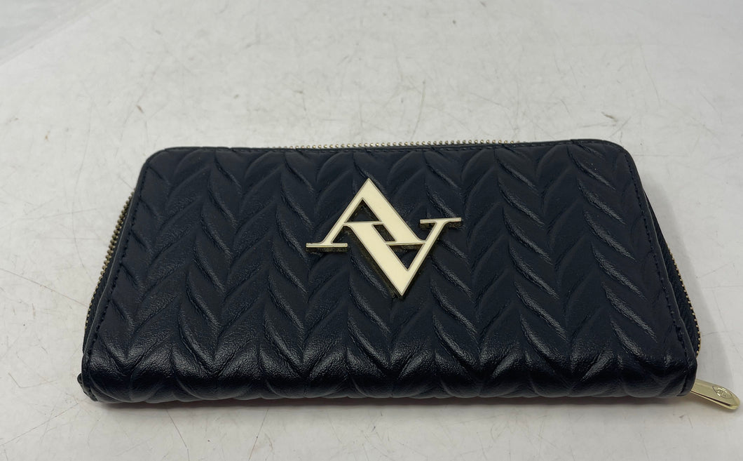 Adrienne Vittadini Womens Black Leather Card Case Quilted Zip-Around Wallet