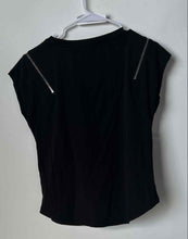 Load image into Gallery viewer, DKNY Womens Black Crew Neck Short Sleeve Zip Shoulder Pullover T-Shirt Size S
