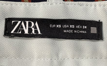 Load image into Gallery viewer, Zara Womens Green Pleated Front Pockets Wide-Leg Ankle Pants Size XS
