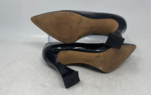 Load image into Gallery viewer, Vince Camuto Womens Akenta Black Pointed Toe Slip-On Pump Heels Size 8.5M
